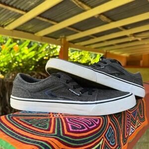 Airwalk dark grey skate sneakers in mens size 10.5